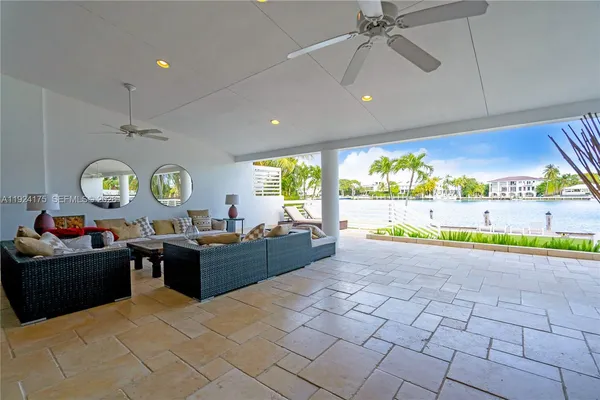 $15,500,000 | 591 North Mashta Drive, Key Biscayne, FL 33149