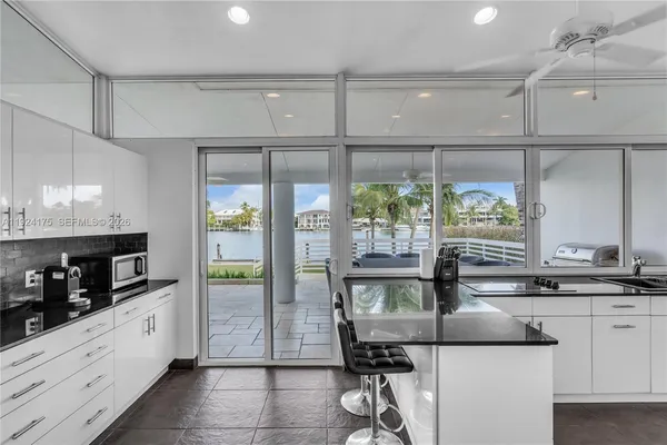 $15,500,000 | 591 North Mashta Drive, Key Biscayne, FL 33149