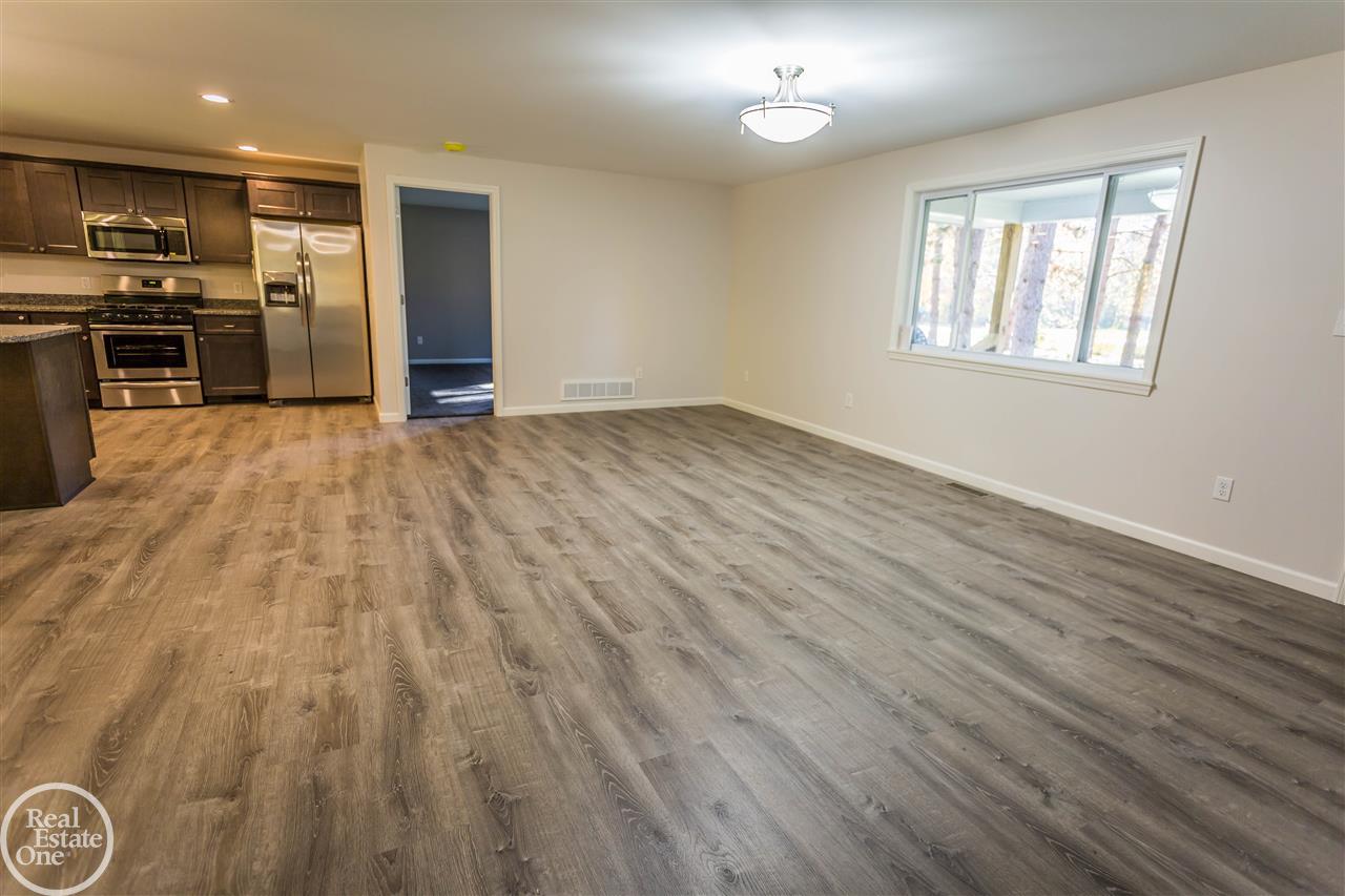 7179 Townsend Road Applegate, MI 48401 - Photo 27 of 77 31398909-26.JPG