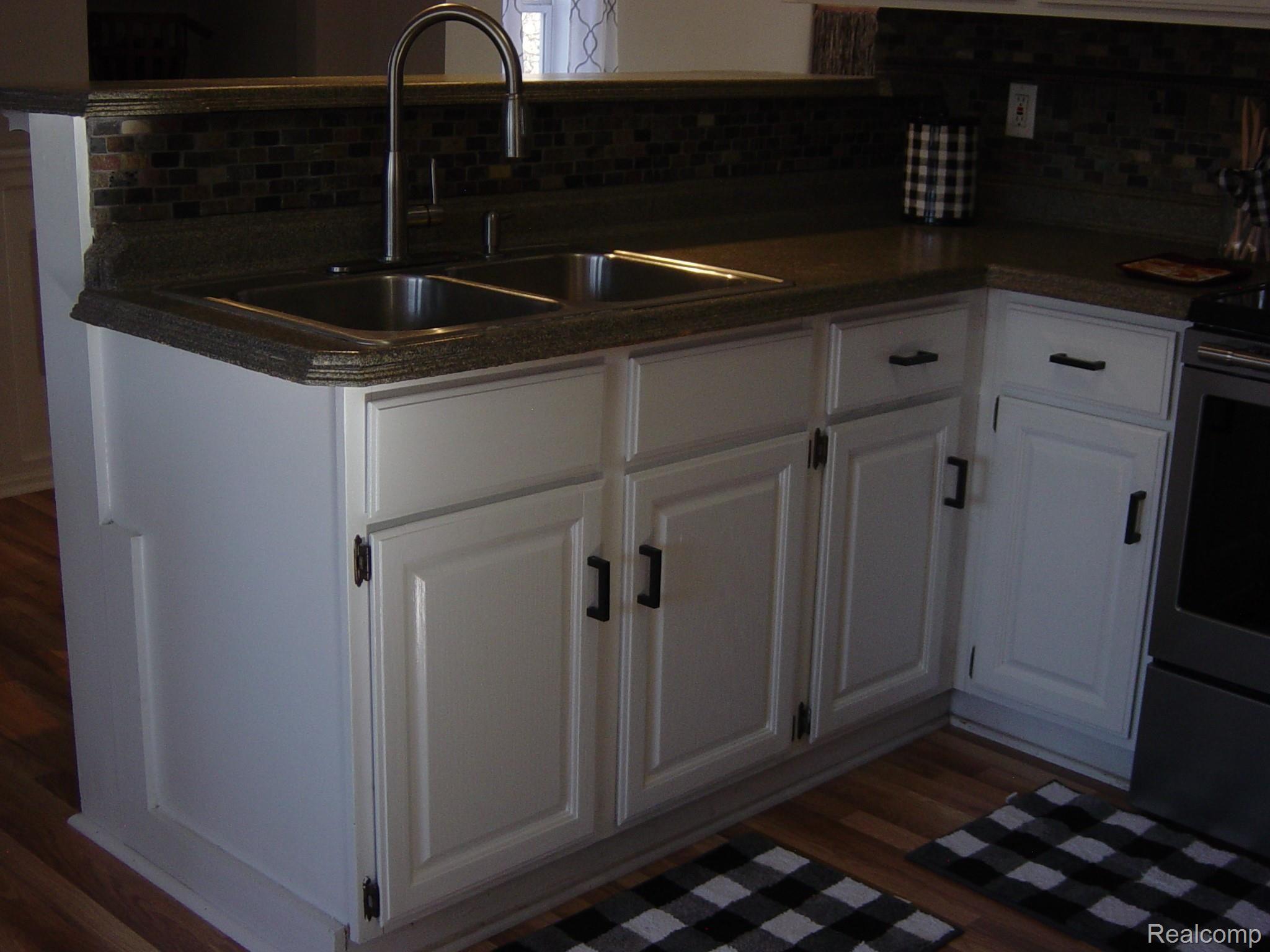 7516 South Durand Road Durand, MI 48429 - Photo 13 of 51 DSC00346.JPG