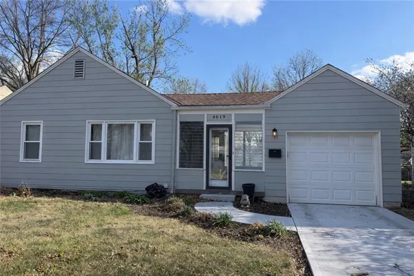 $260,000 | 4819 West 55th Street, Roeland Park, KS 66205