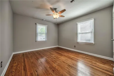 $260,000 | 4819 West 55th Street, Roeland Park, KS 66205