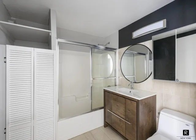 $1,395,000 | 50 Bridge Street, Unit 506 | DUMBO