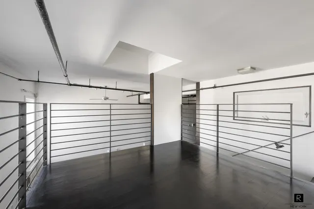 $1,395,000 | 50 Bridge Street, Unit 506 | DUMBO