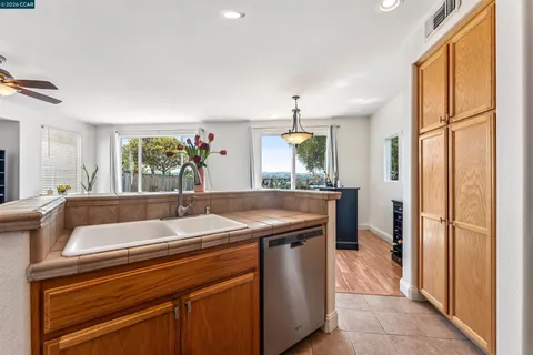 $849,000 | 4000 Hiller Lane, Martinez, CA 94553