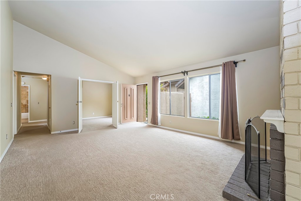 2162 Sweetbriar Road Tustin, CA 92780 - Photo 6 of 33