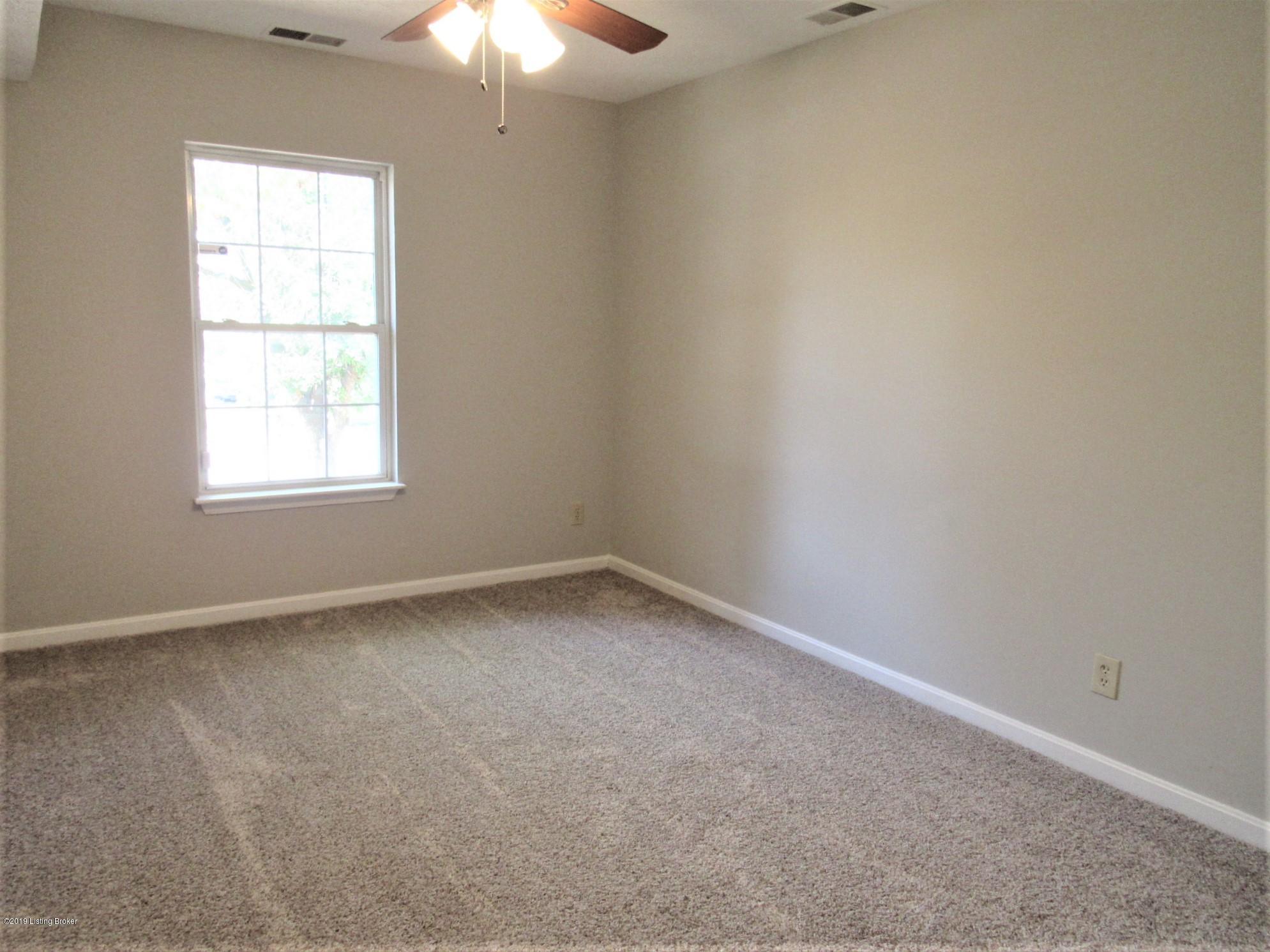 1234 Lexington Road, Unit 102B Louisville, KY 40206 - Photo 19 of 29 CIG_IMG023