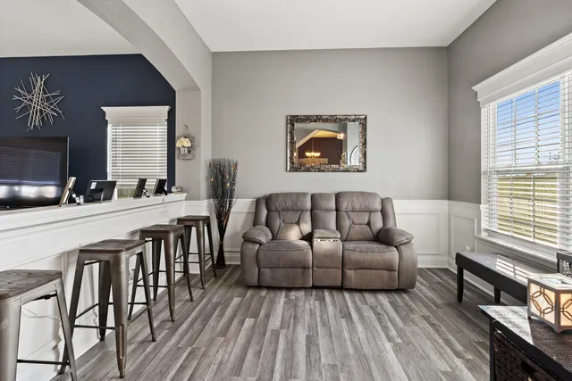 $420,000 | 405 Shadow Wood Drive, Yorkville, IL 60560