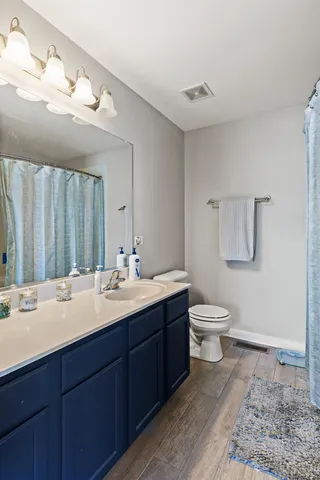 $420,000 | 405 Shadow Wood Drive, Yorkville, IL 60560