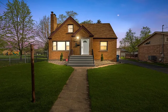 $334,900 | 3846 149th Street, Midlothian, IL 60445