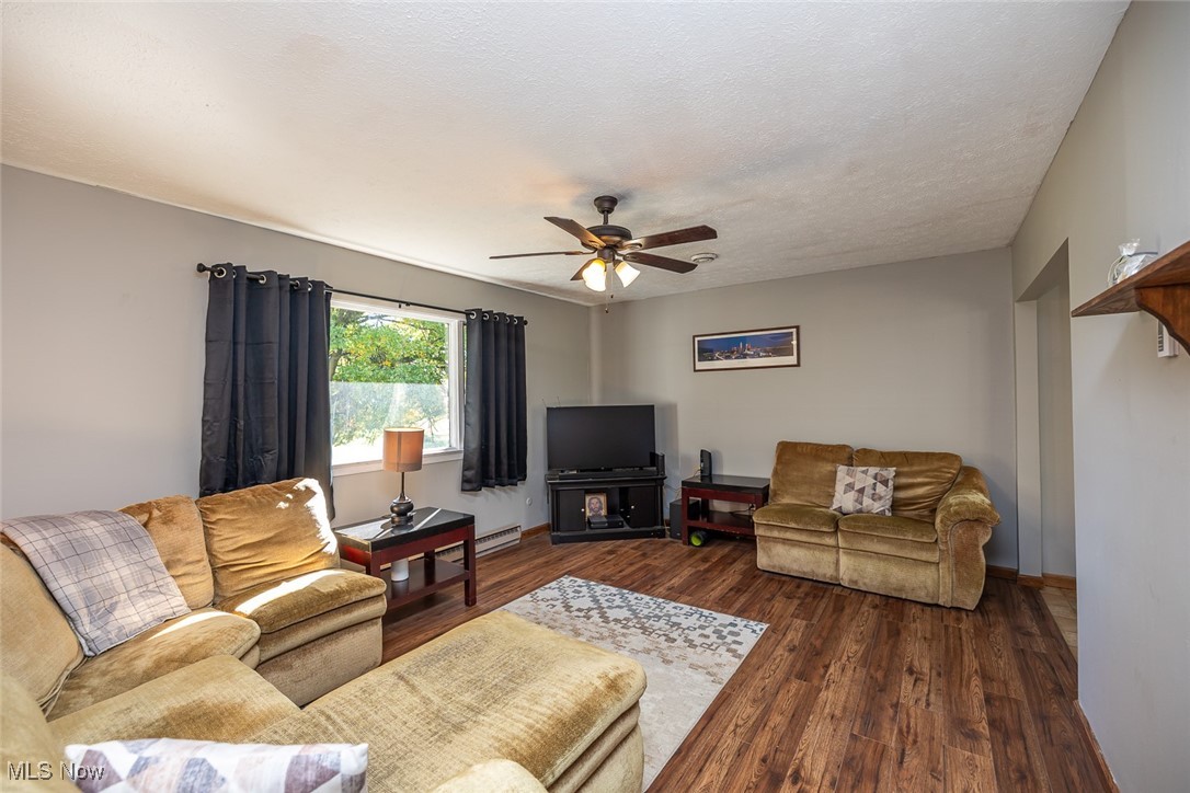 6656 Carsten Road Medina, OH 44256 - Photo 7 of 39 Gallery Image 7