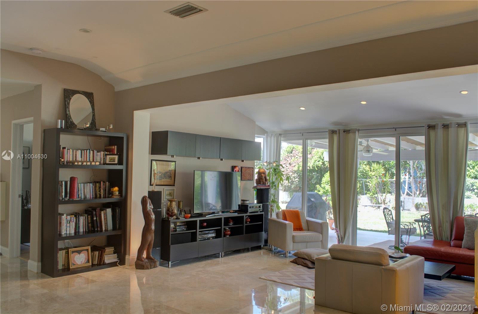 4455 Alton Road Miami Beach, FL 33140 - Photo 3 of 17