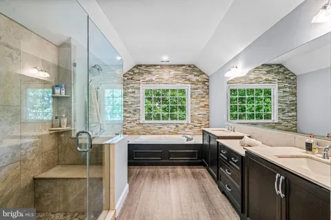 $1,350,000 | 5 Somerton Square, Medford, NJ 08055