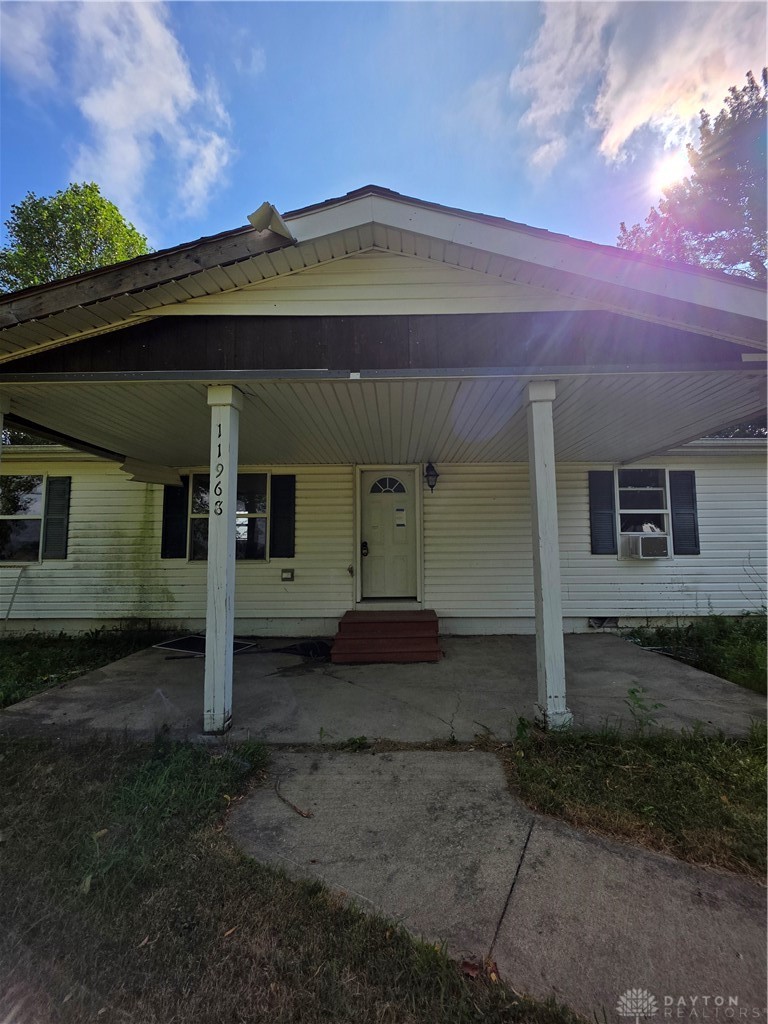 11968 Arling Road Anna, OH 45302 - Photo 2 of 39
