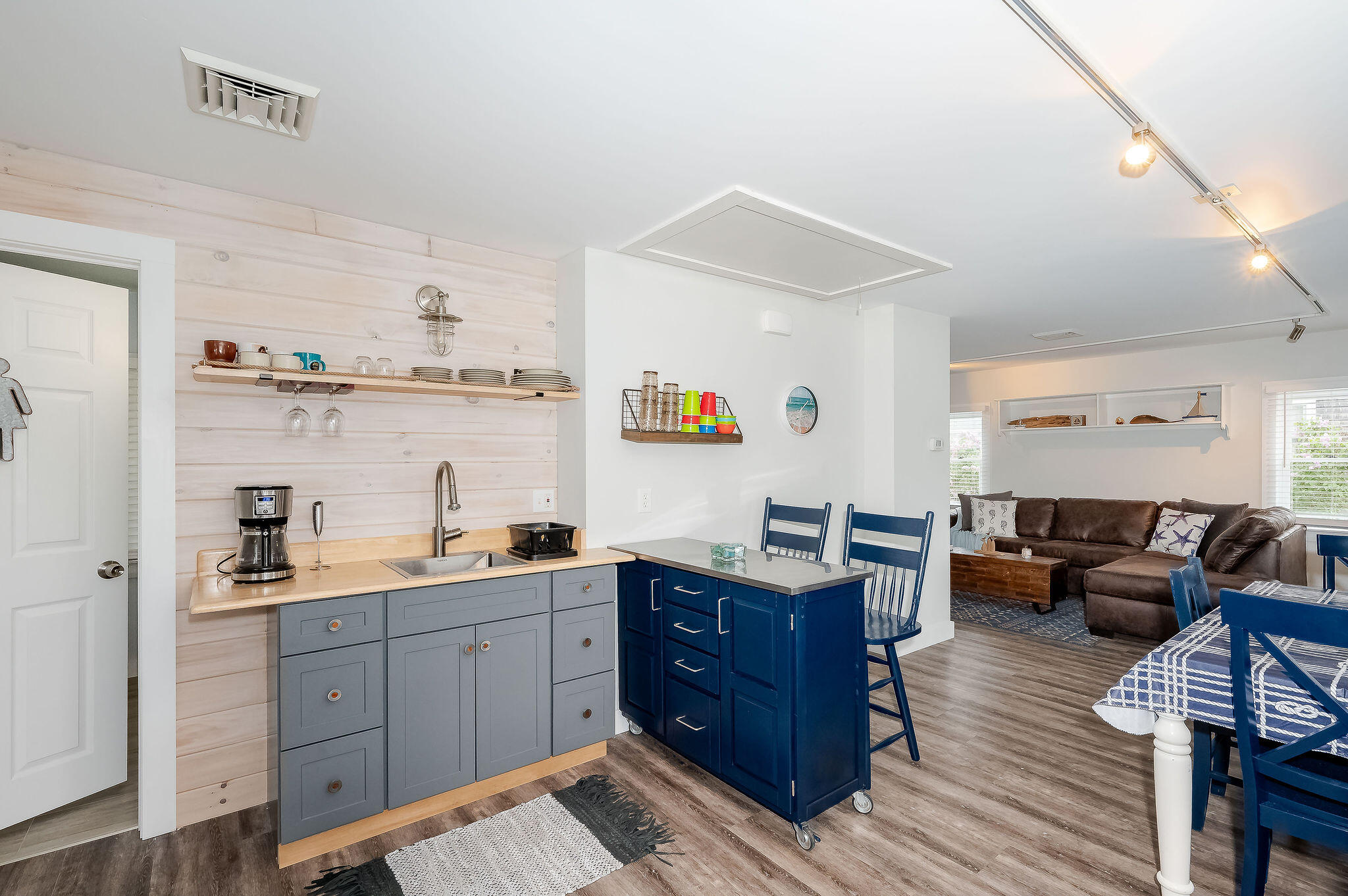 281 York Street York, ME 03909 - Photo 17 of 65 DSC_9625editforDB