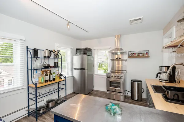 $779,900 | 281 York Street, York, ME 03909