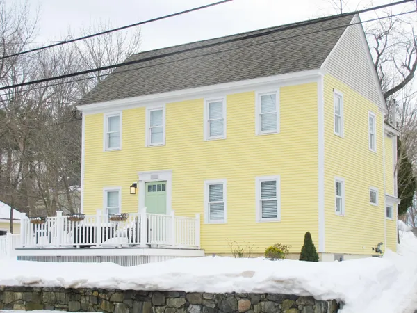 $779,900 | 281 York Street, York, ME 03909