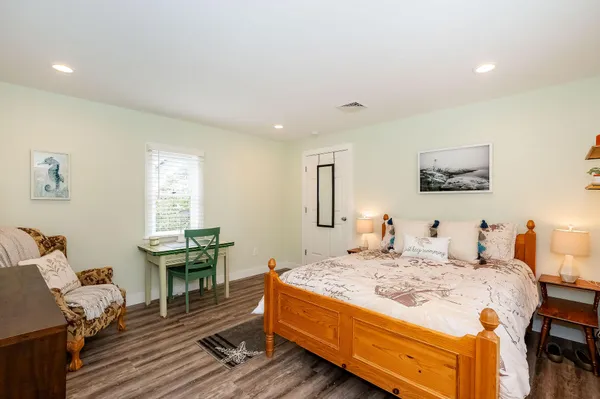 $779,900 | 281 York Street, York, ME 03909