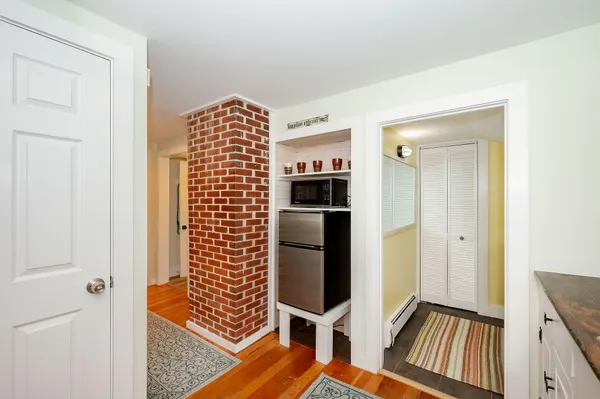 $779,900 | 281 York Street, York, ME 03909