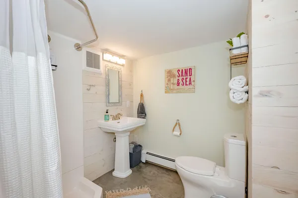 $779,900 | 281 York Street, York, ME 03909