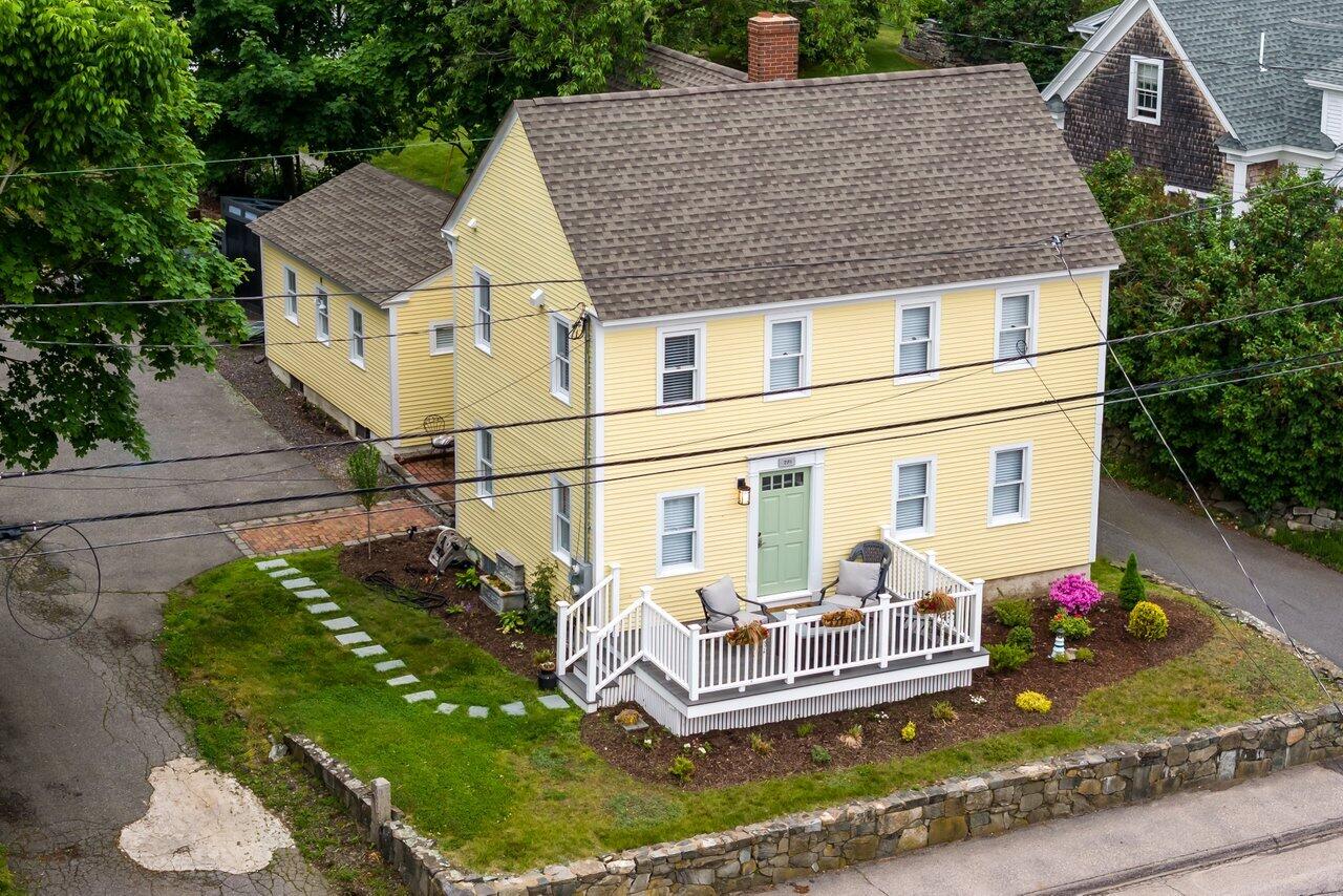 281 York Street York, ME 03909 - Photo 4 of 65 005-281YorkStreet-York-ME-03909-SMALL