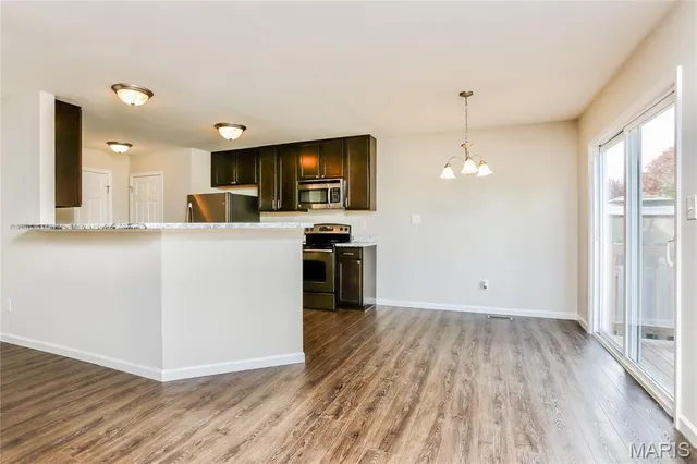 $350,000 | 211 Springbeach Drive, O'Fallon, MO 63368