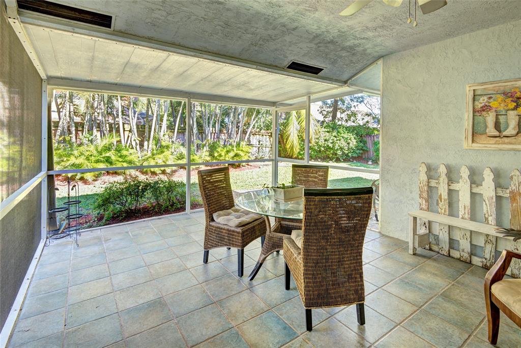 114 Sand Pine Way Royal Palm Beach, FL 33411 - Photo 20 of 25