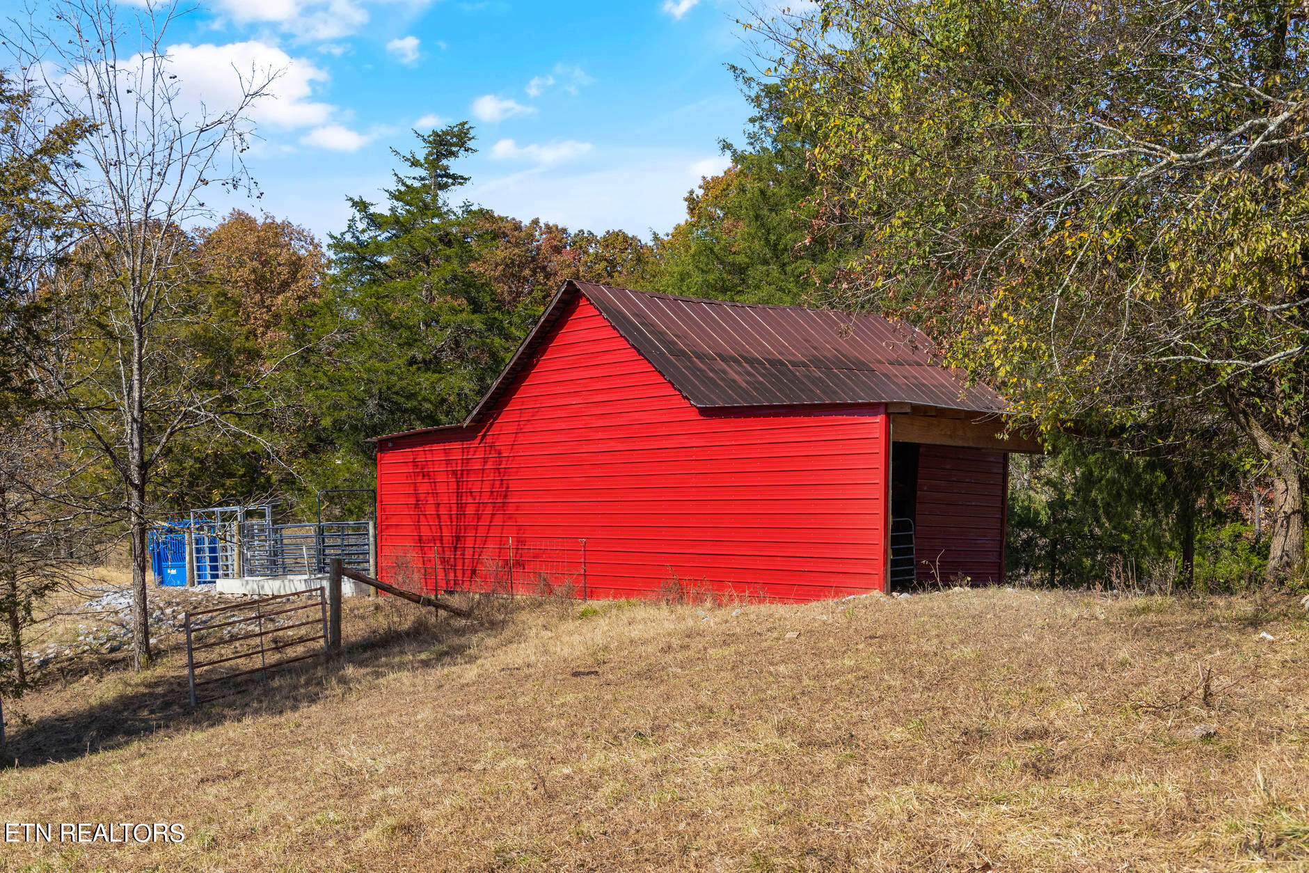 9804 Will Merritt Road Strawberry Plains, TN 37871 - Photo 13 of 15 Barn