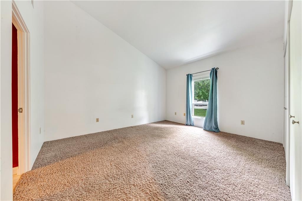 1816 Kenzie Road Pittsburgh, PA 15205 - Photo 12 of 25 Gallery Image 12