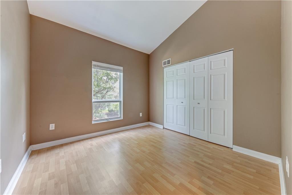 1816 Kenzie Road Pittsburgh, PA 15205 - Photo 20 of 25 Gallery Image 20