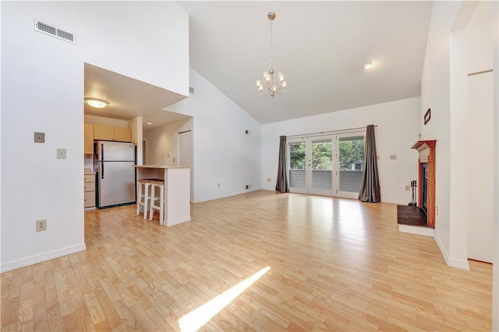 1816 Kenzie Road Pittsburgh, PA 15205 - Photo 5 of 25 Gallery Image 5
