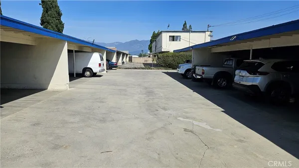 a view of parking area