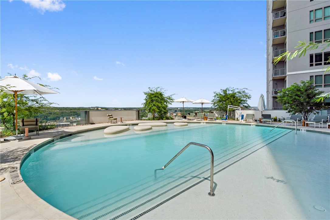 44 East Avenue, Unit 2011 Austin, TX 78701 - Photo 39 of 40