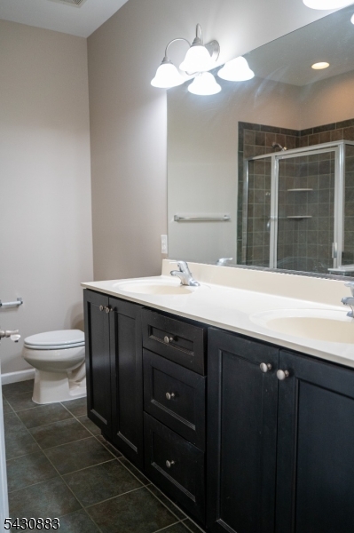 804 River Place Butler, NJ 07405 - Photo 28 of 32