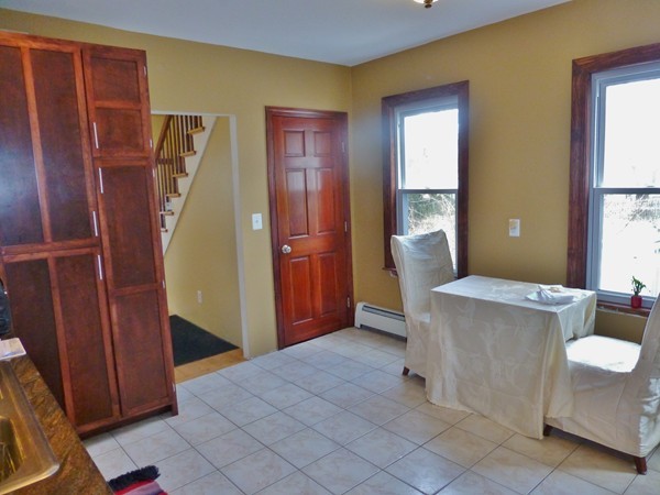 153 Hampshire Road Methuen, MA 01844 - Photo 4 of 10 Gallery Image 4