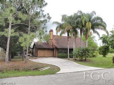 2301 Leavitt Road Alva, FL 33920 - Photo 1 of 9 Gallery Image 1