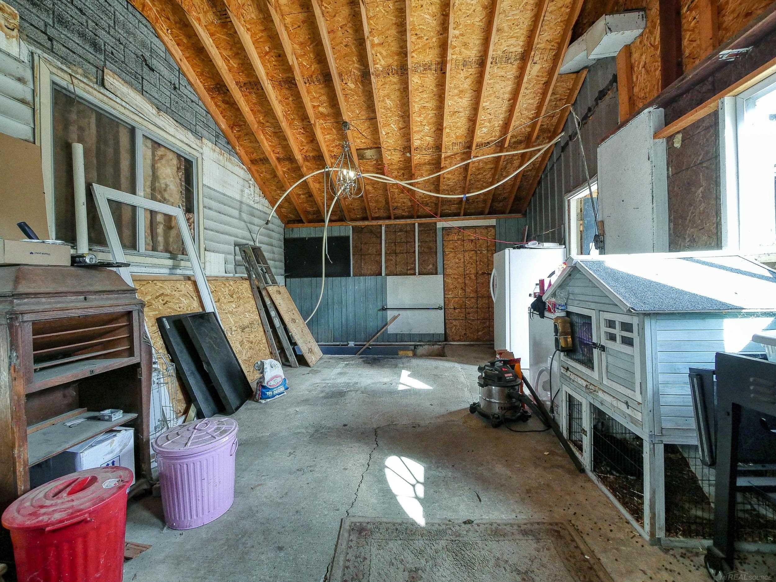 8706 Cork Road Avoca, MI 48006 - Photo 19 of 34