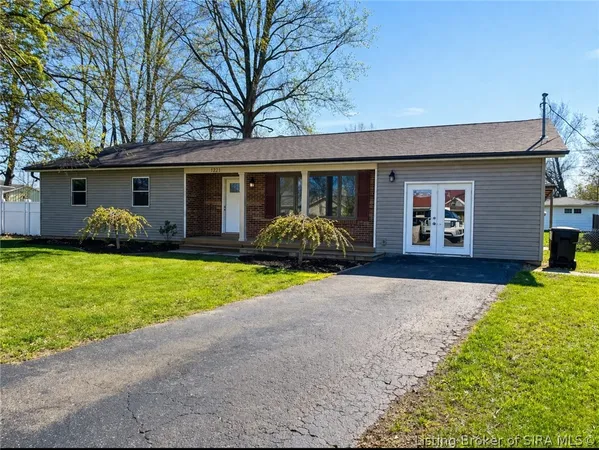 $279,900 | 2243 Ross Street, Madison, IN 47250