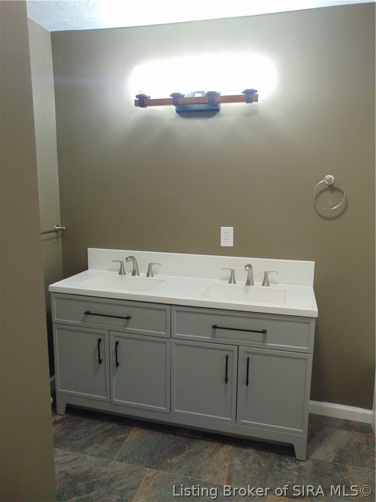 2243 Ross Street Madison, IN 47250 - Photo 14 of 20