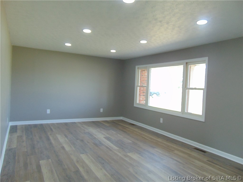 2243 Ross Street Madison, IN 47250 - Photo 4 of 20