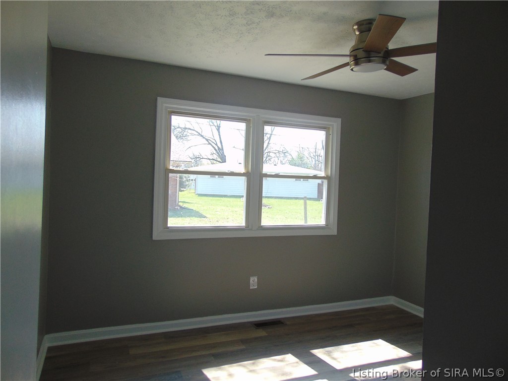 2243 Ross Street Madison, IN 47250 - Photo 7 of 20