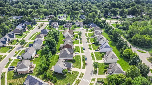 $534,000 | 2119 Cattail Circle, Rochester, MI 48309