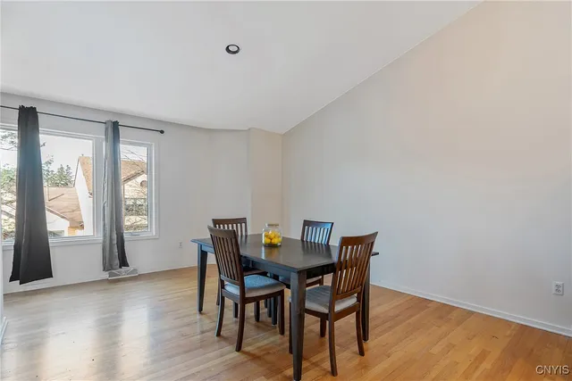 $319,900 | 9 Nursery Lane, Syracuse, NY 13210