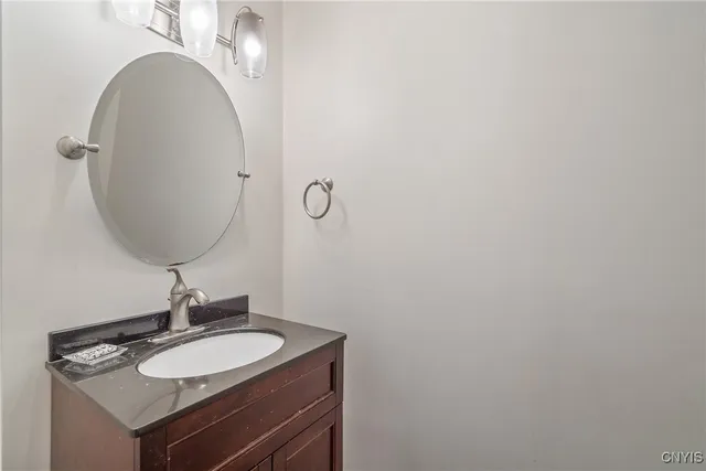 $319,900 | 9 Nursery Lane, Syracuse, NY 13210