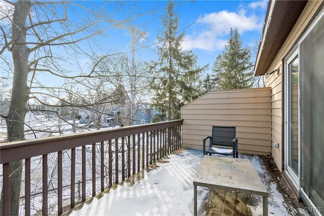 $319,900 | 9 Nursery Lane, Syracuse, NY 13210