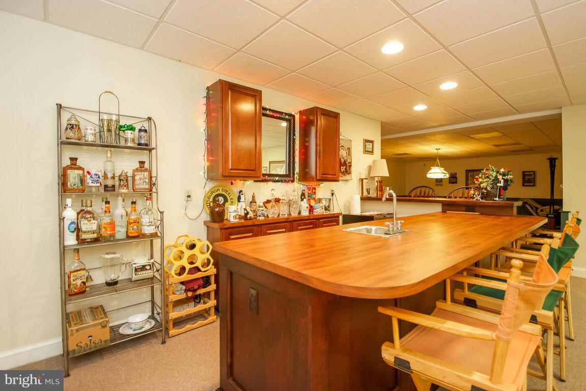 6414 Stoney Road Midland, VA 22728 - Photo 26 of 28 Wet Bar
