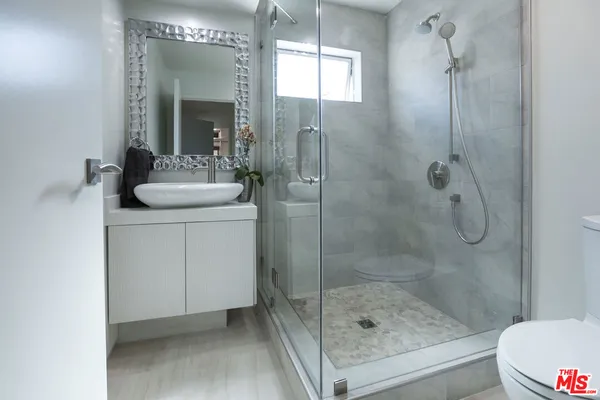 $5,795 | 613 6th Avenue, Venice, CA 90291