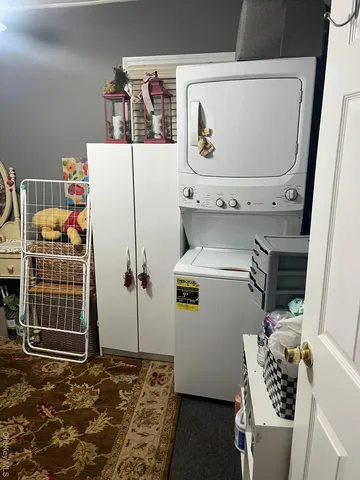 $789,000 | 52 Mist Lane, Westbury, NY 11590