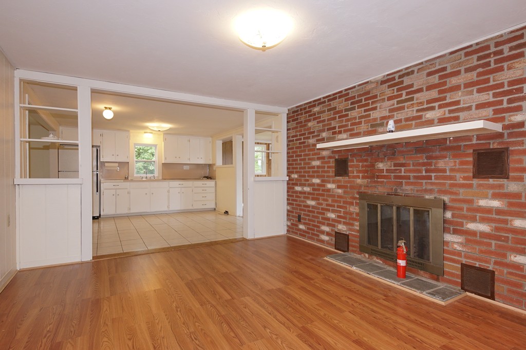 50 Faulkner Road Grafton, MA 01536 - Photo 11 of 25 Gallery Image 11