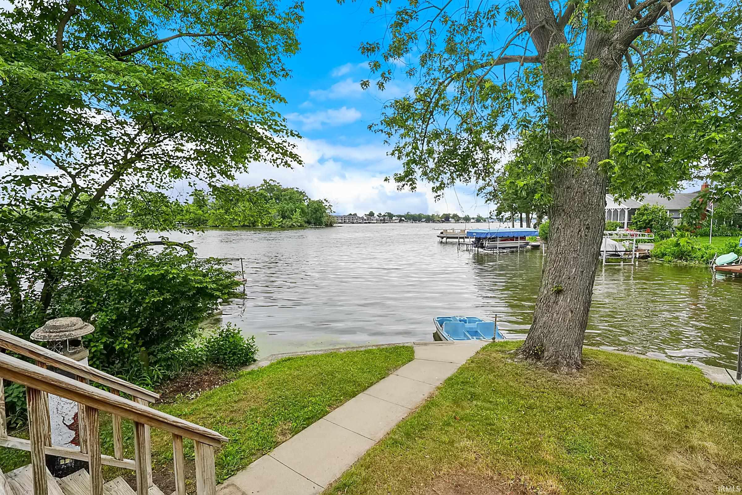 1713 Idlewild Drive Rochester, IN 46975 - Photo 2 of 26